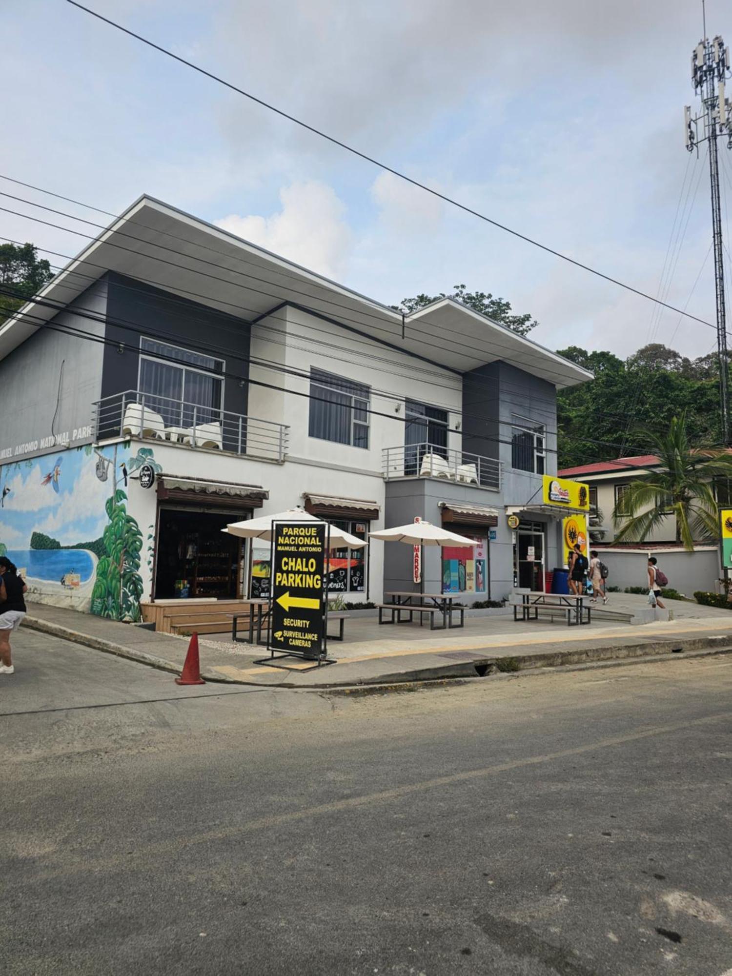 Pura Vida Apartments Quepos Exterior foto